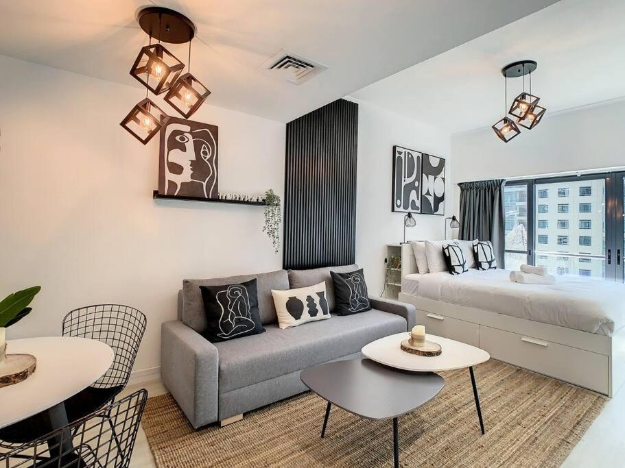 Luxury Modern Studio In Jlt With Amazing View & Rooftop Pool - Sleeps 3 ดูไบ ภายนอก รูปภาพ